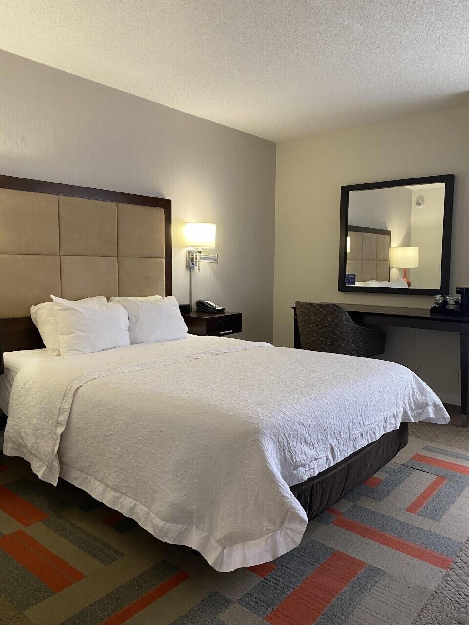 Hampton Inn Harrisonburg - University Экстерьер фото
