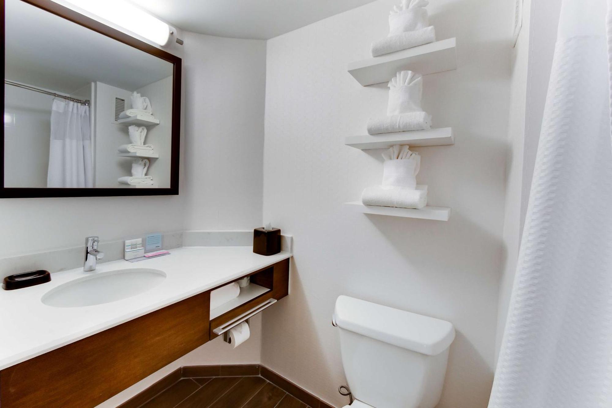 Hampton Inn Harrisonburg - University Экстерьер фото